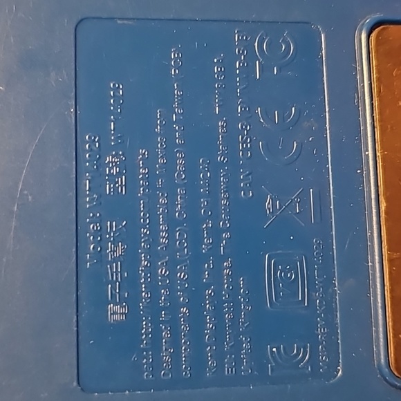 Blue boogie board. Works. No stylus - Picture 5 of 5